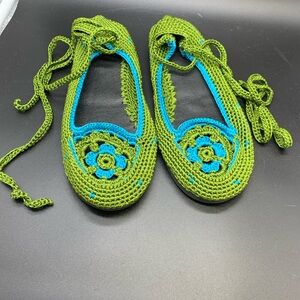 Shalimar crocheted shoes size 7 ladies